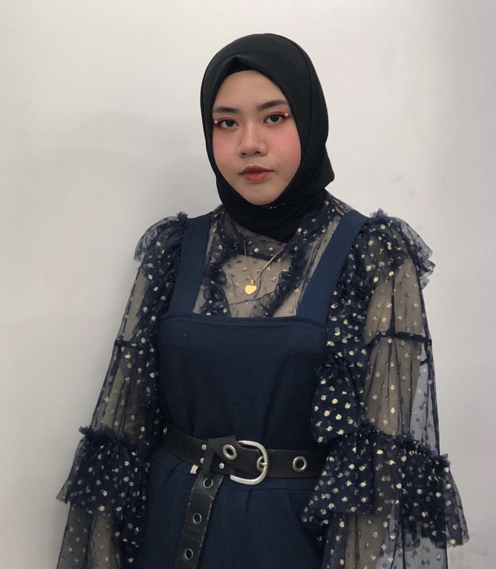 This Moro Designer Is Giving Street Fashion a Modest&nbsp;Cut